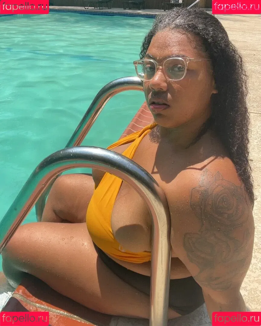 WeightOffAsh Onlyfans Photo Gallery 