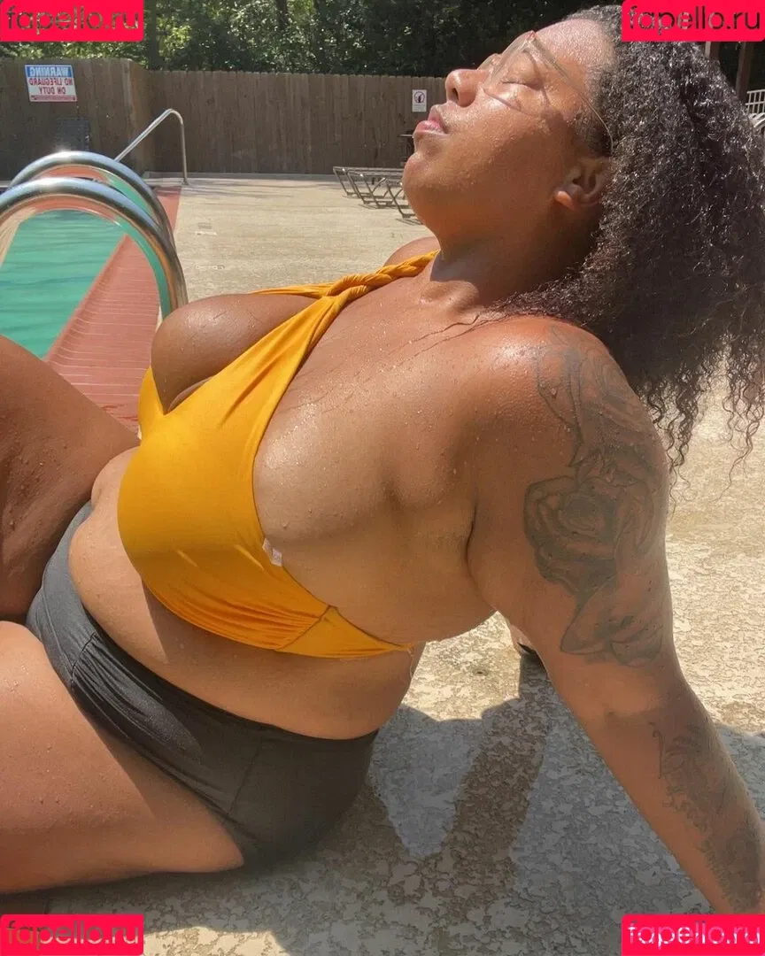 WeightOffAsh Onlyfans Photo Gallery 