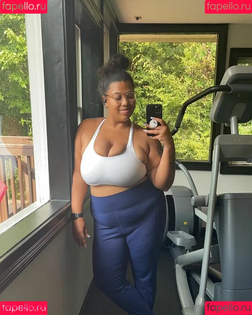 WeightOffAsh Onlyfans Photo Gallery 