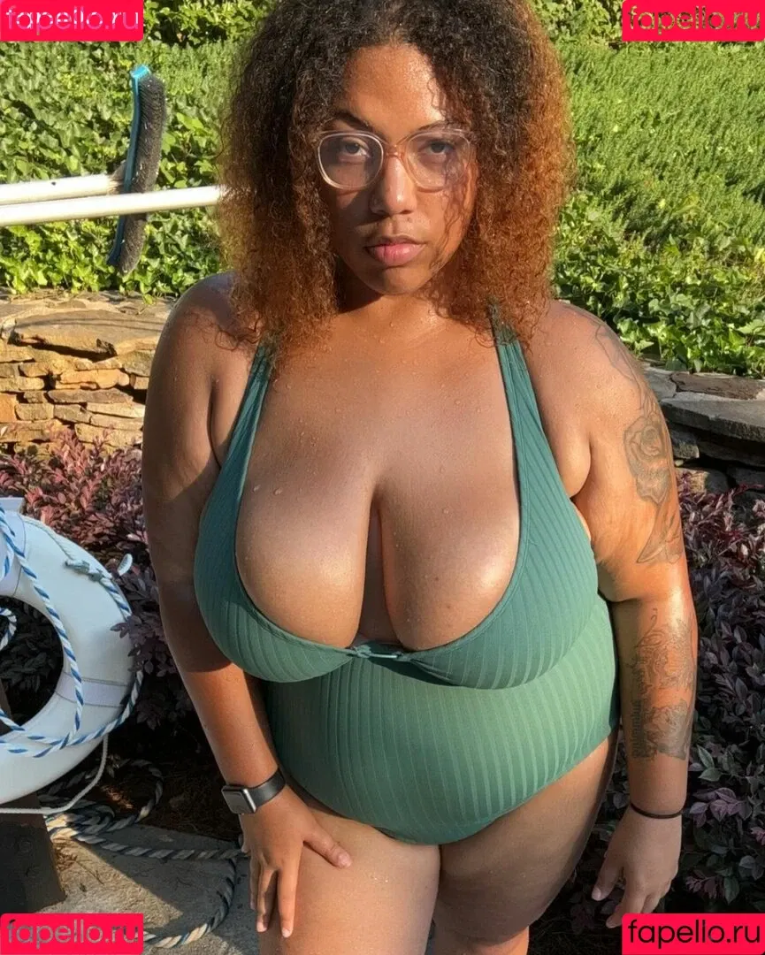 WeightOffAsh Onlyfans Photo Gallery 