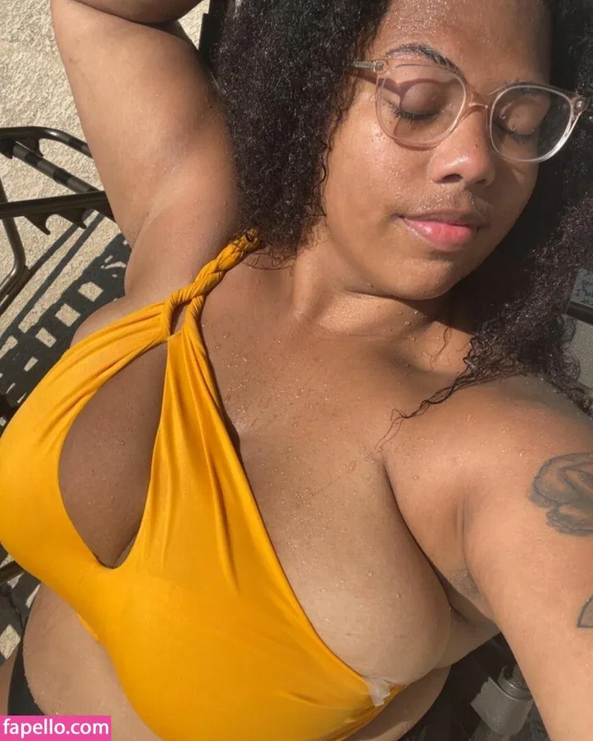 WeightOffAsh Onlyfans Photo Gallery 