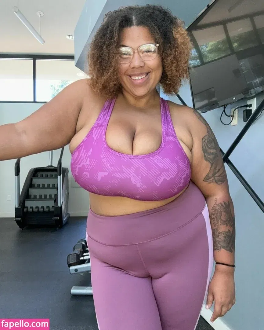 WeightOffAsh Onlyfans Photo Gallery 