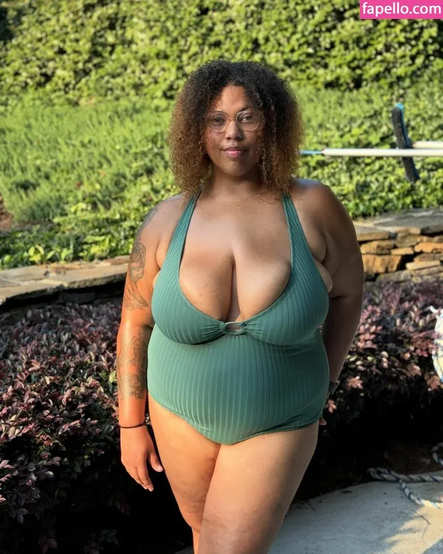 WeightOffAsh Onlyfans Photo Gallery 