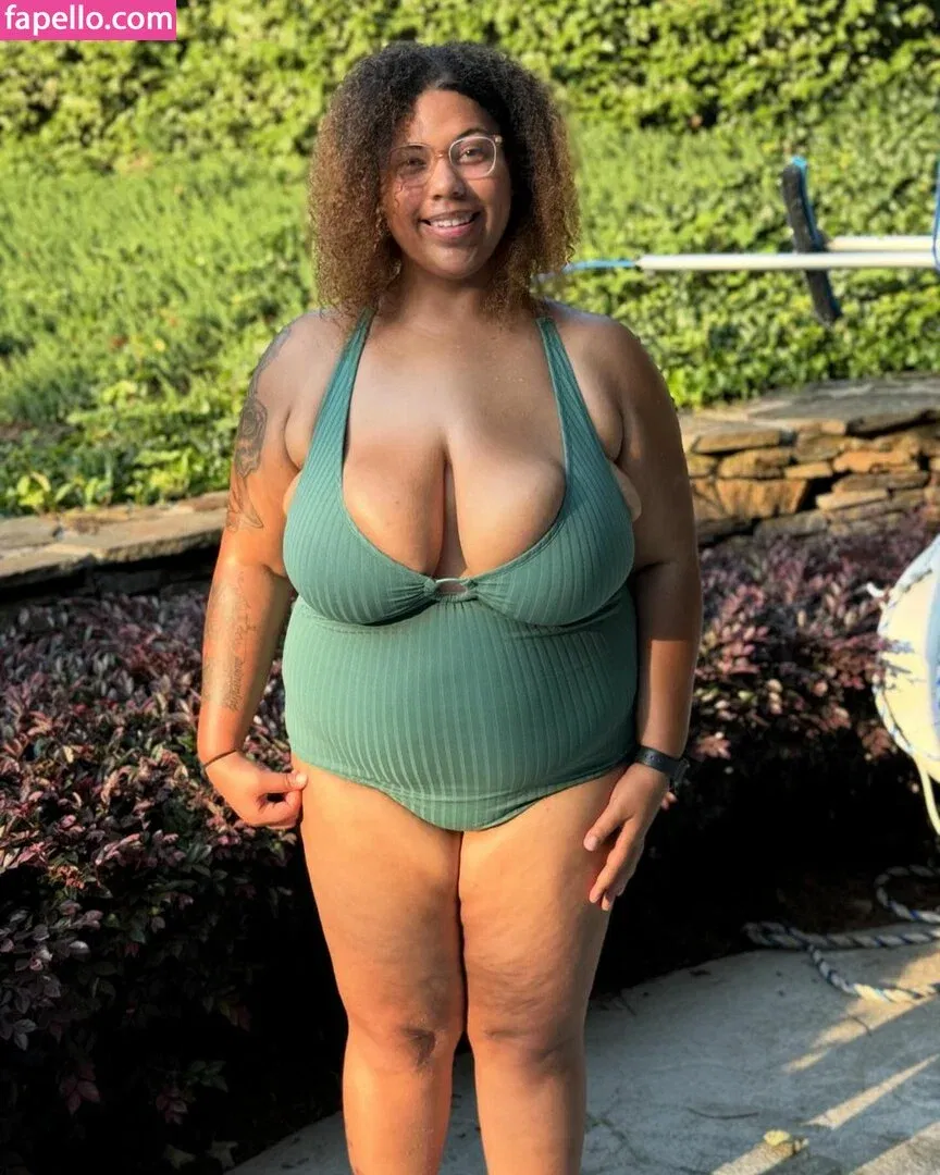 WeightOffAsh Onlyfans Photo Gallery 