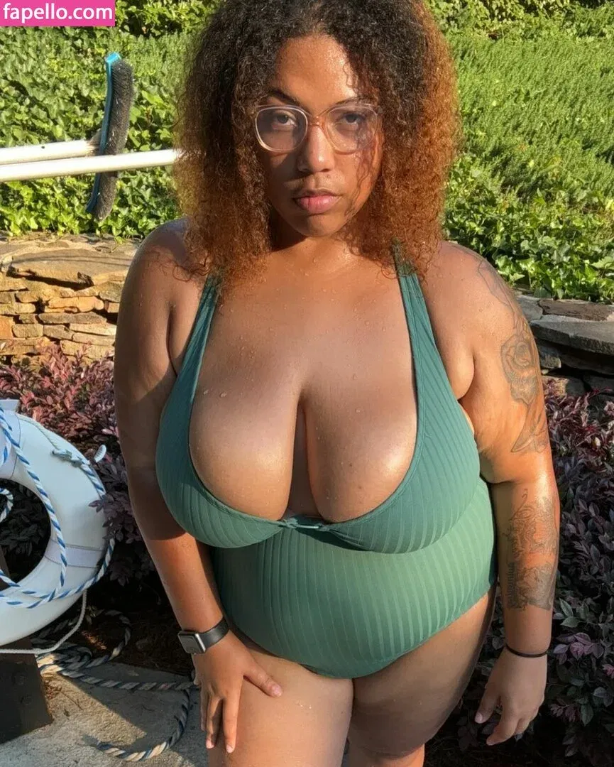 WeightOffAsh Onlyfans Photo Gallery 