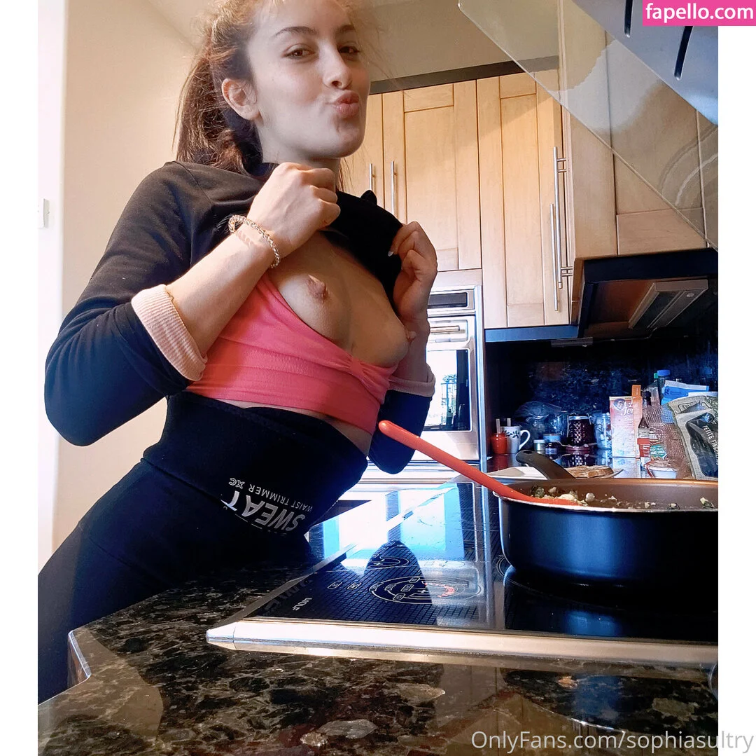 sophiasultry Onlyfans Photo Gallery 