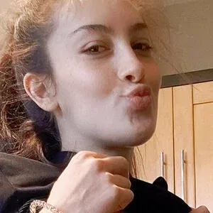 sophiasultry Onlyfans Photo Gallery 