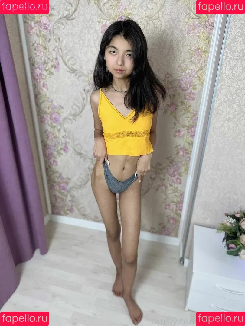aiko-chan Onlyfans Photo Gallery 