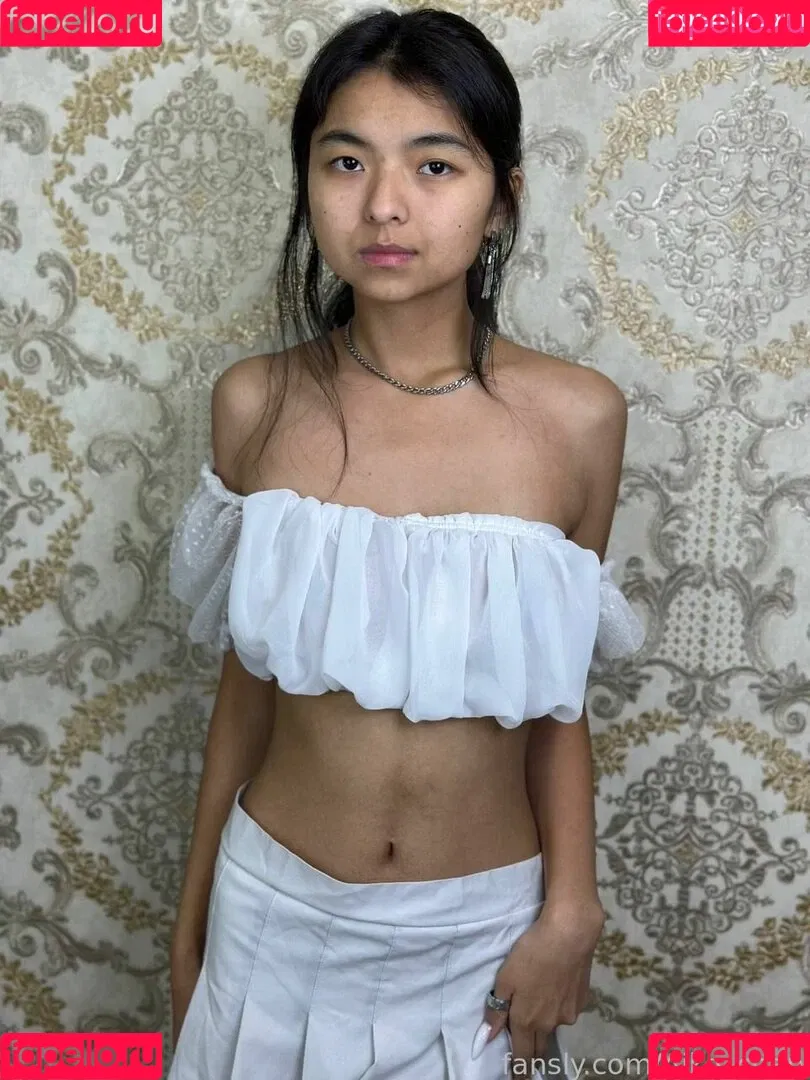 aiko-chan Onlyfans Photo Gallery 