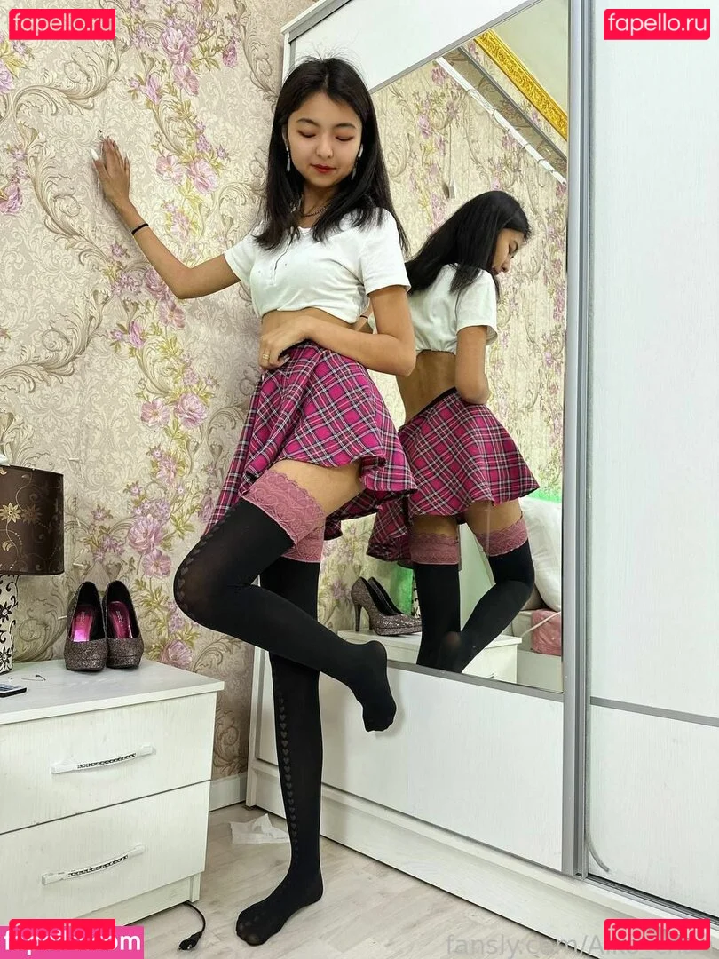 aiko-chan Onlyfans Photo Gallery 