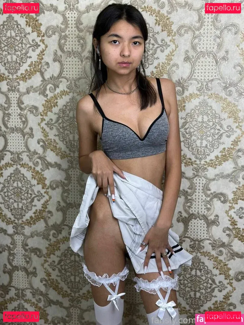 aiko-chan Onlyfans Photo Gallery 