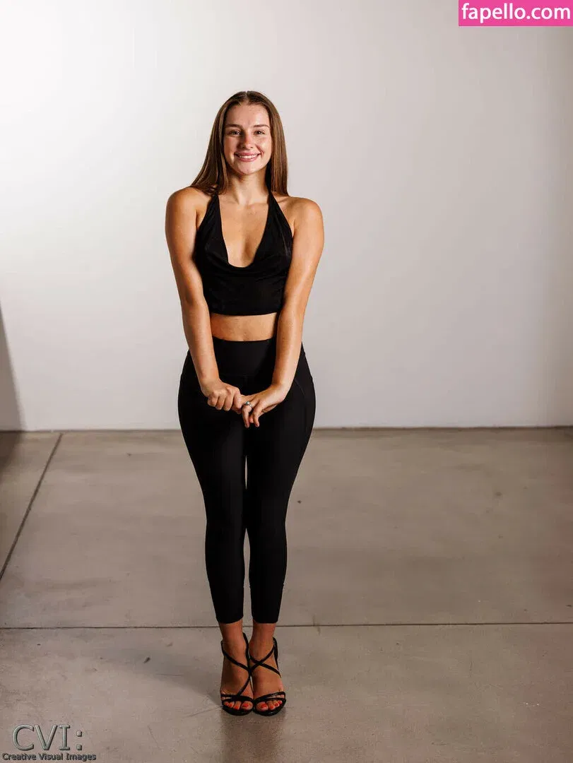 Kalysta Mallory Onlyfans Photo Gallery 