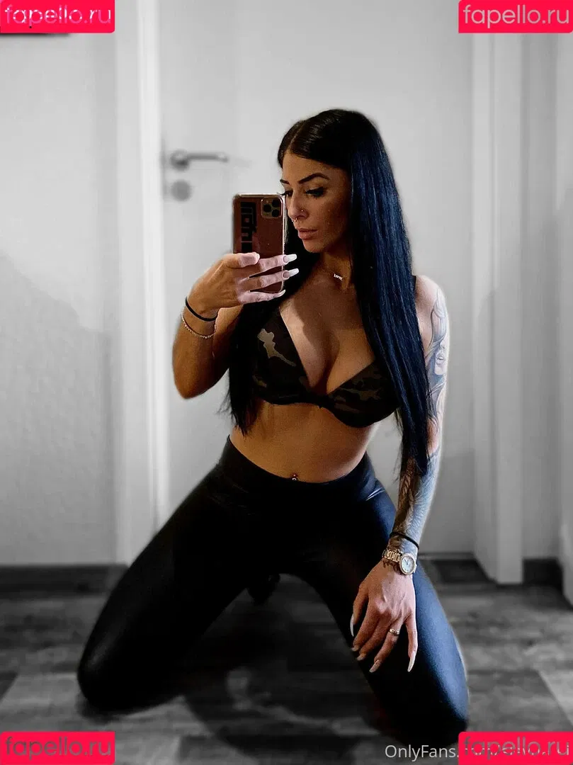 Eleynarei Onlyfans Photo Gallery 