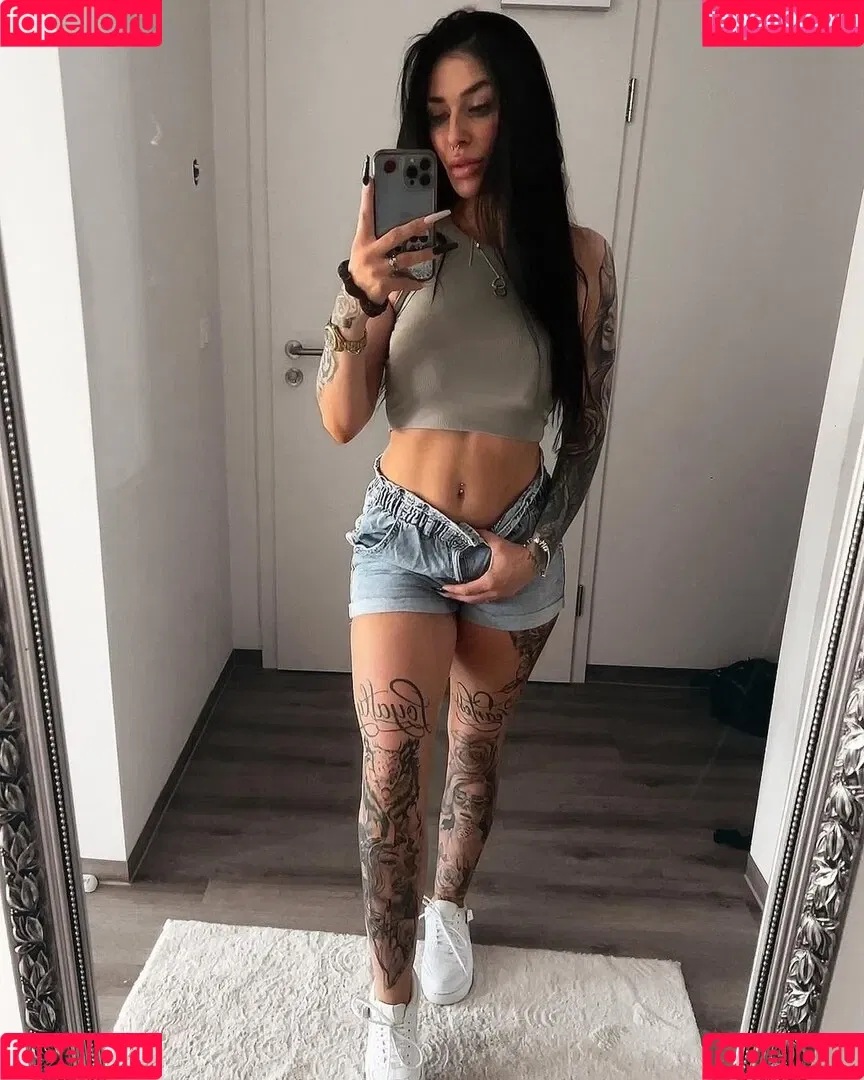 Eleynarei Onlyfans Photo Gallery 