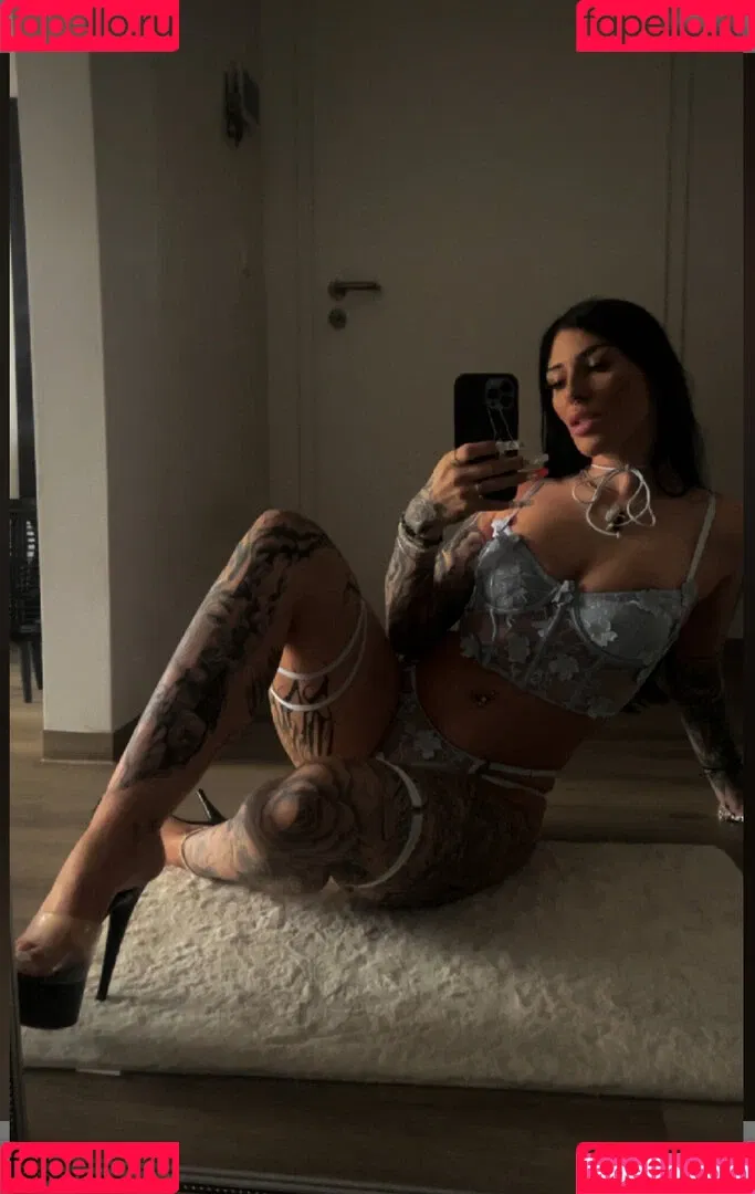 Eleynarei Onlyfans Photo Gallery 