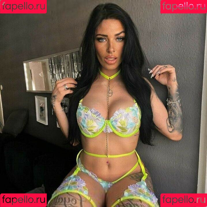 Eleynarei Onlyfans Photo Gallery 