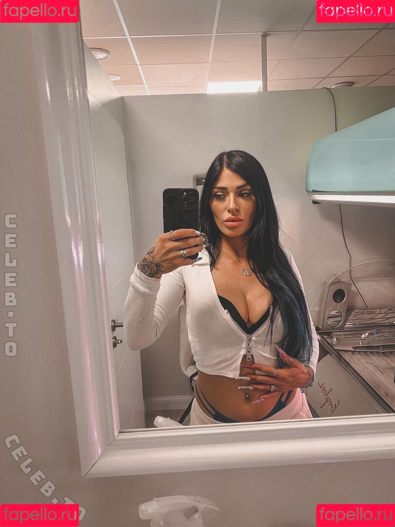 Eleynarei Onlyfans Photo Gallery 