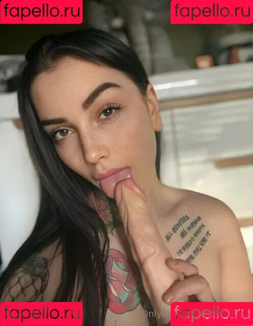 miaa019 Onlyfans Photo Gallery 