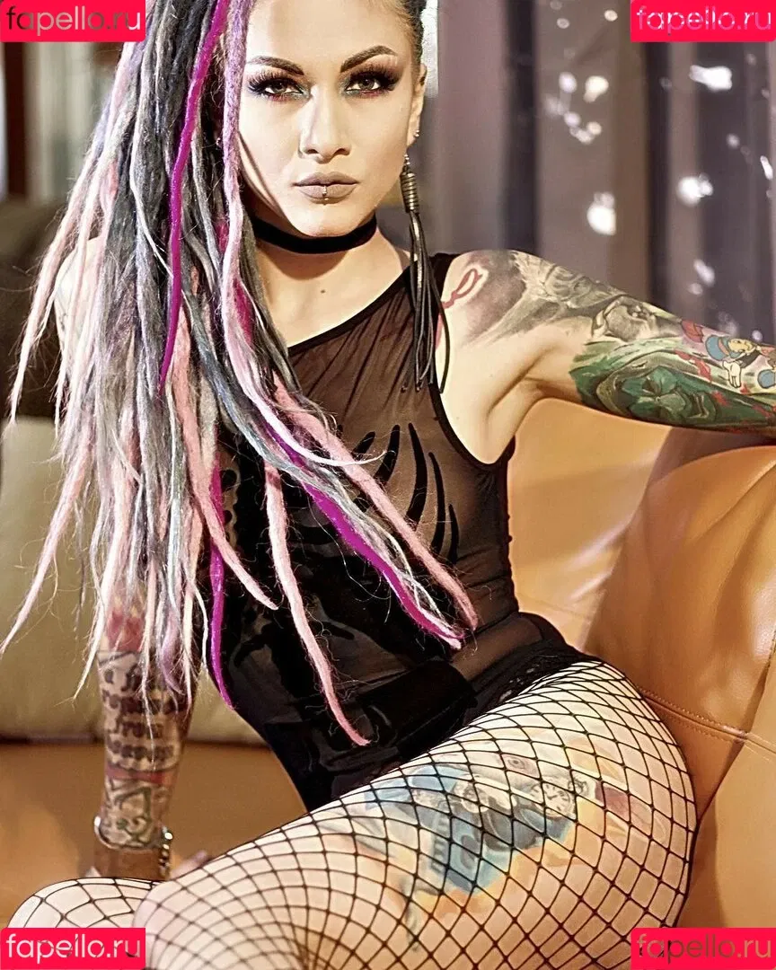 Lena Scissorhands Onlyfans Photo Gallery 