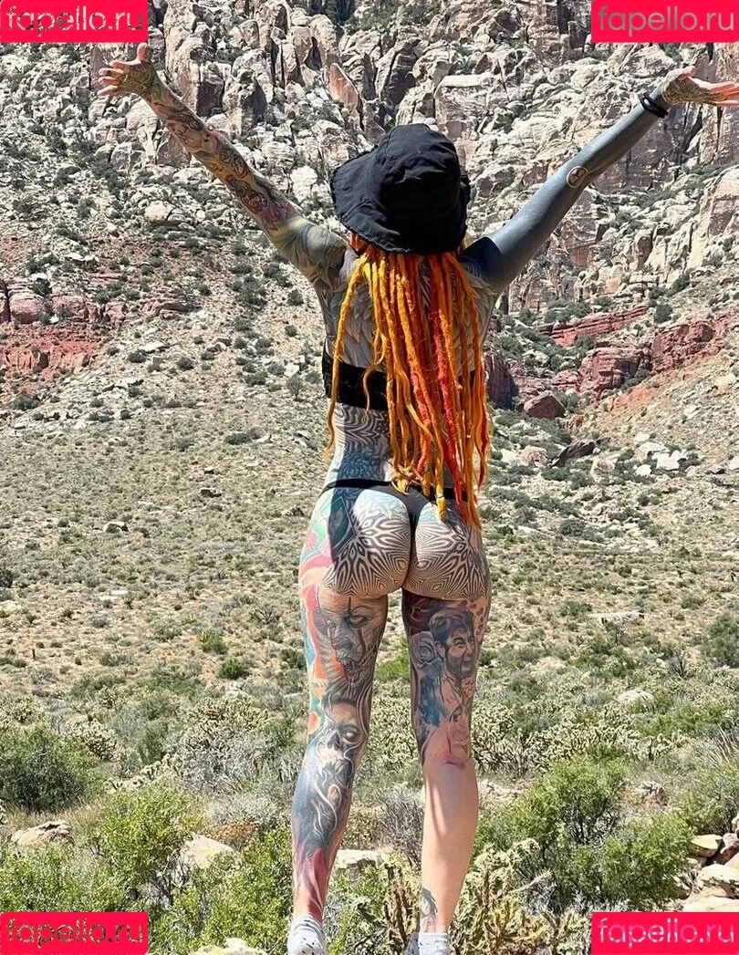 Lena Scissorhands Onlyfans Photo Gallery 