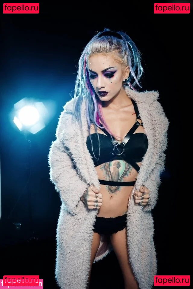 Lena Scissorhands Onlyfans Photo Gallery 