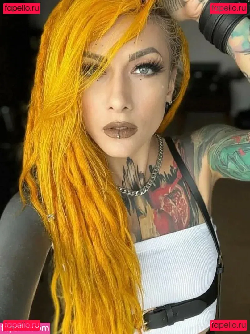 Lena Scissorhands Onlyfans Photo Gallery 