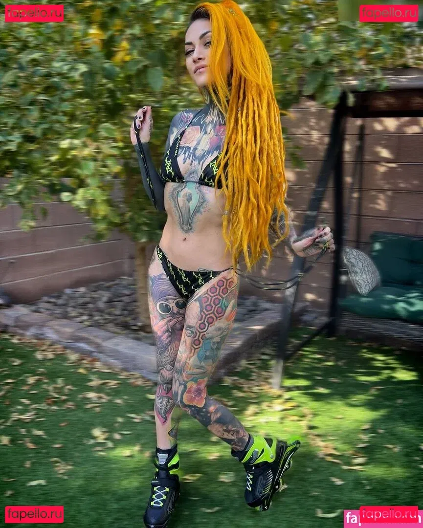 Lena Scissorhands Onlyfans Photo Gallery 