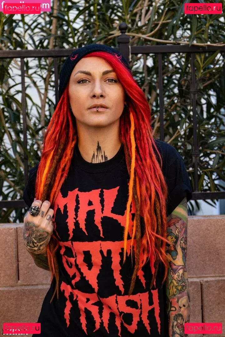 Lena Scissorhands Onlyfans Photo Gallery 