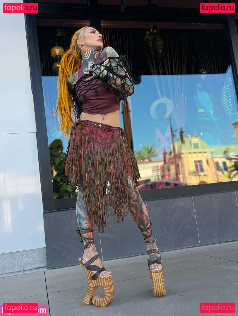 Lena Scissorhands Onlyfans Photo Gallery 