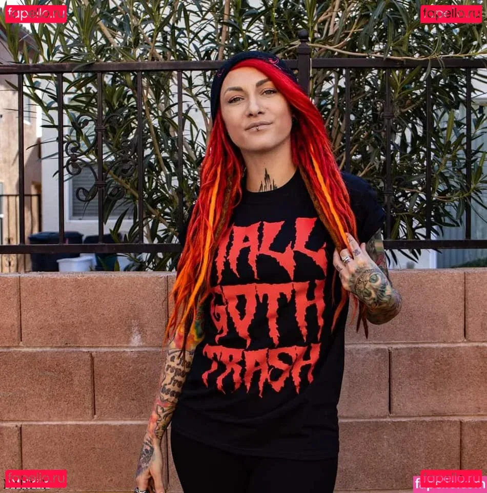 Lena Scissorhands Onlyfans Photo Gallery 