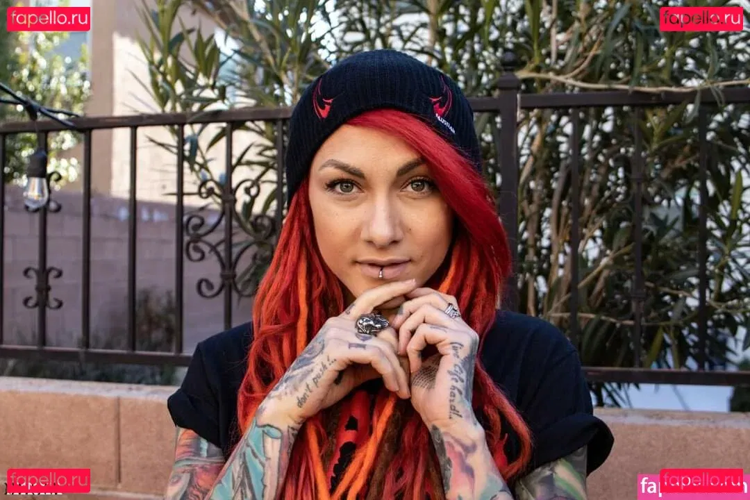 Lena Scissorhands Onlyfans Photo Gallery 