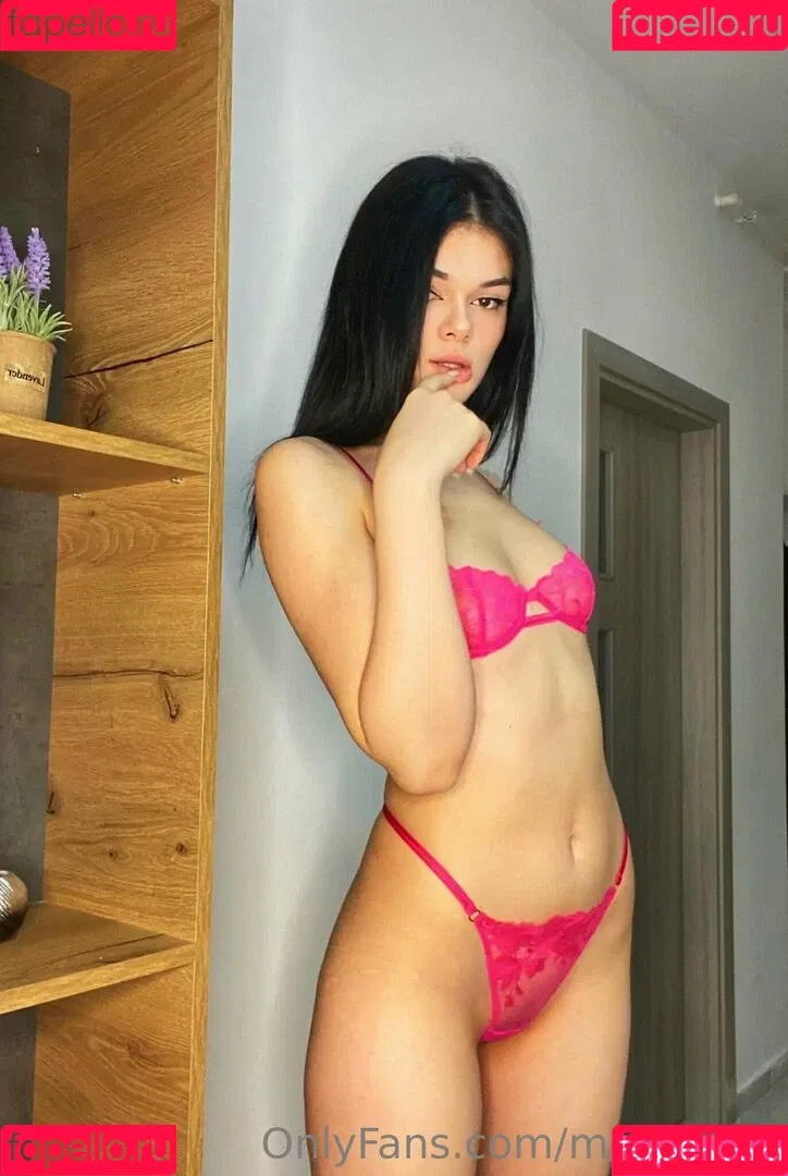 marie.dny Onlyfans Photo Gallery 