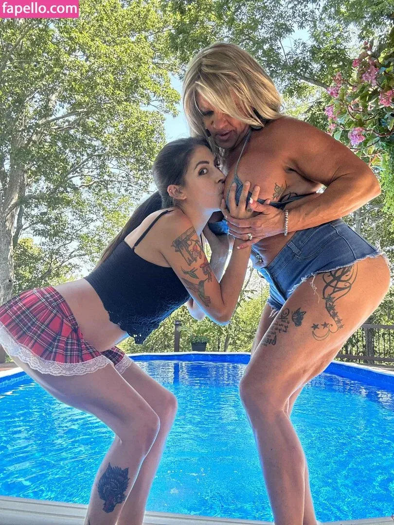 Lacey Daze Onlyfans Photo Gallery 