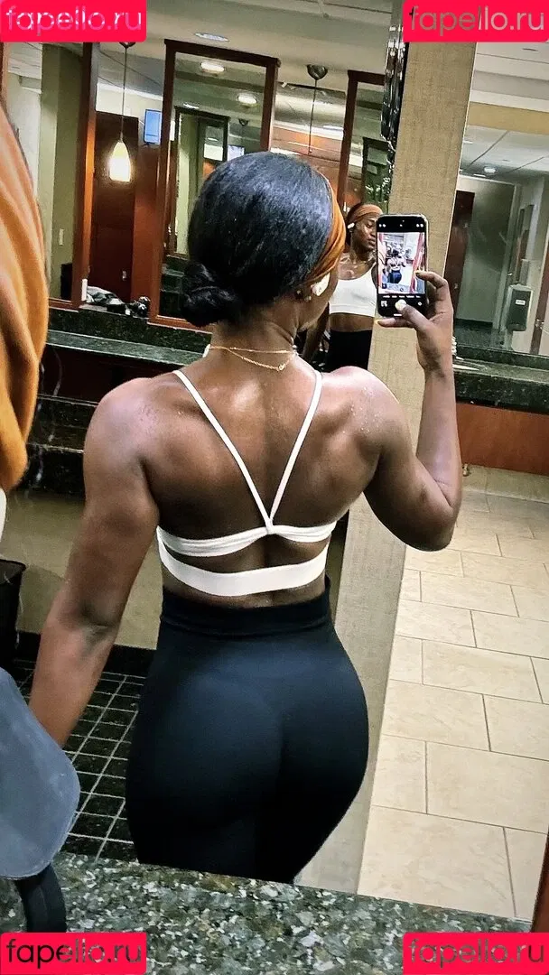 Queen Aminata Onlyfans Photo Gallery 