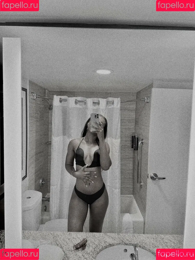 Queen Aminata Onlyfans Photo Gallery 