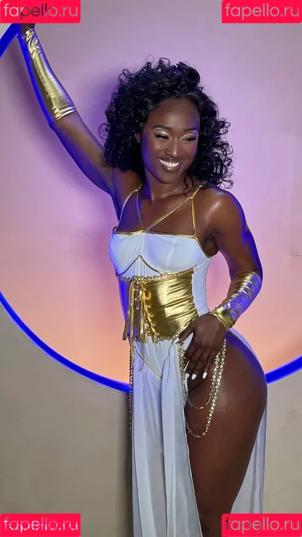 Queen Aminata Onlyfans Photo Gallery 