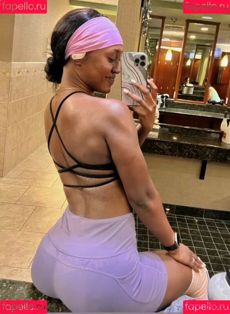 Queen Aminata Onlyfans Photo Gallery 