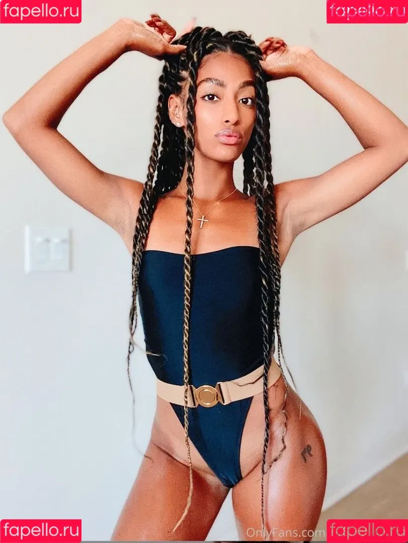 Official Janina Onlyfans Photo Gallery 