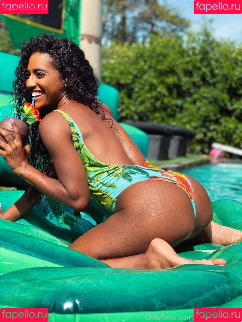 Official Janina Onlyfans Photo Gallery 