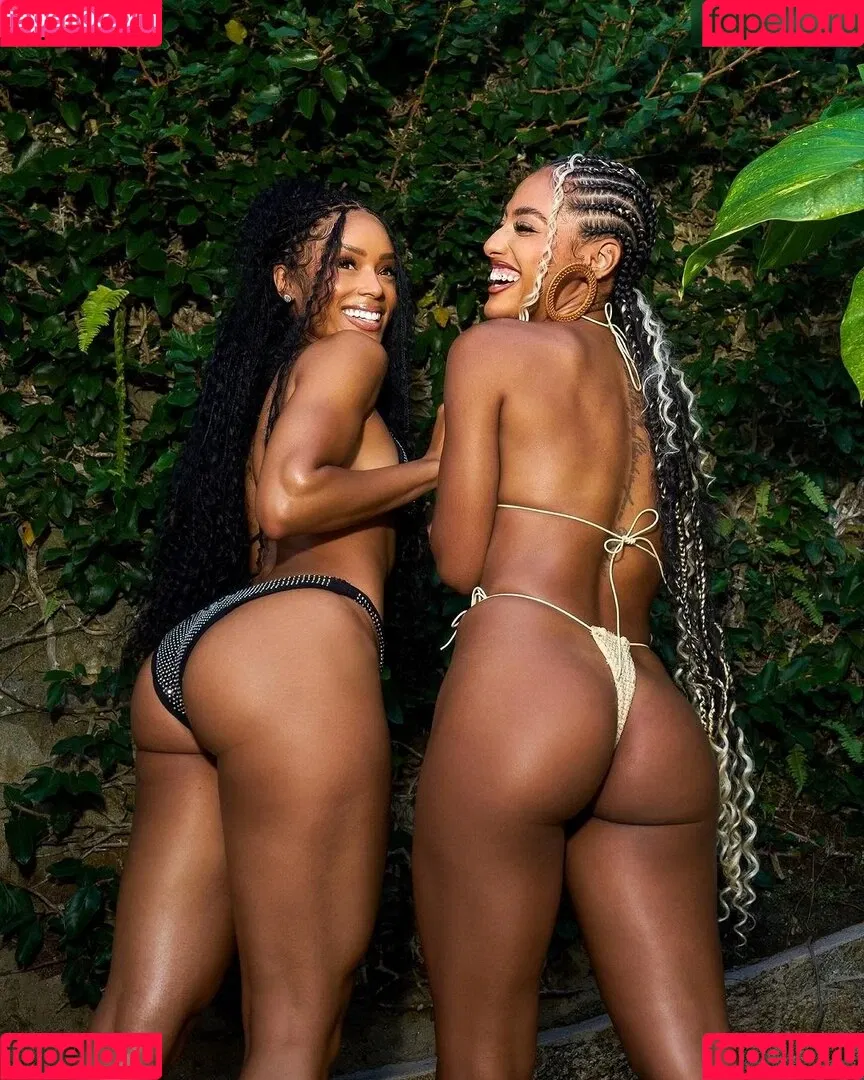 Official Janina Onlyfans Photo Gallery 