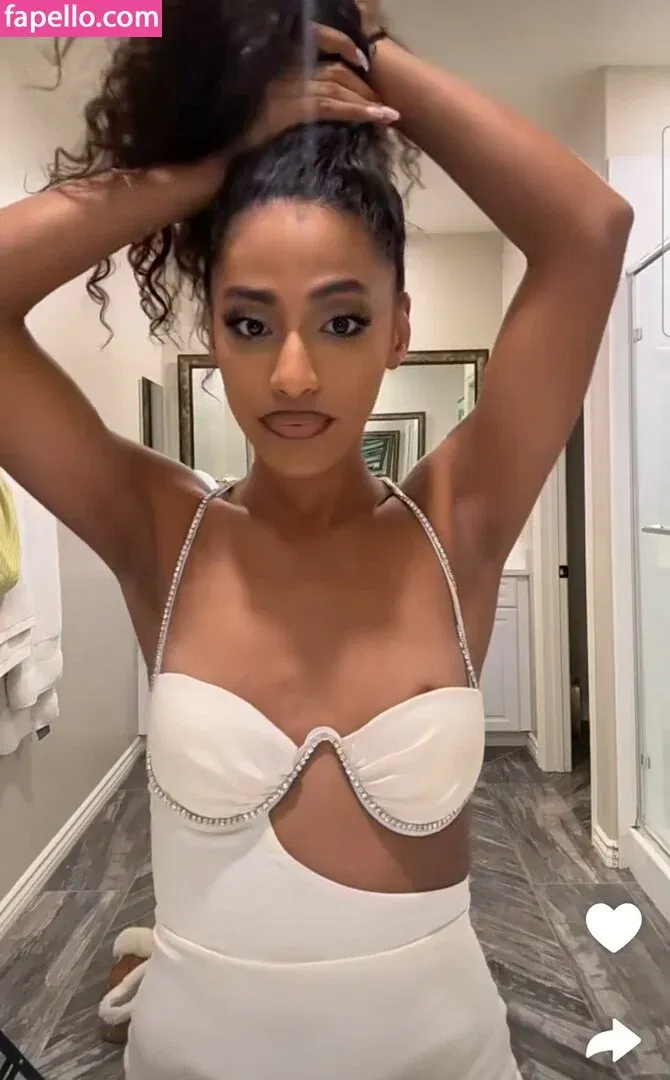 Official Janina Onlyfans Photo Gallery 