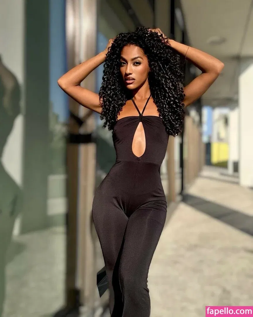 Official Janina Onlyfans Photo Gallery 