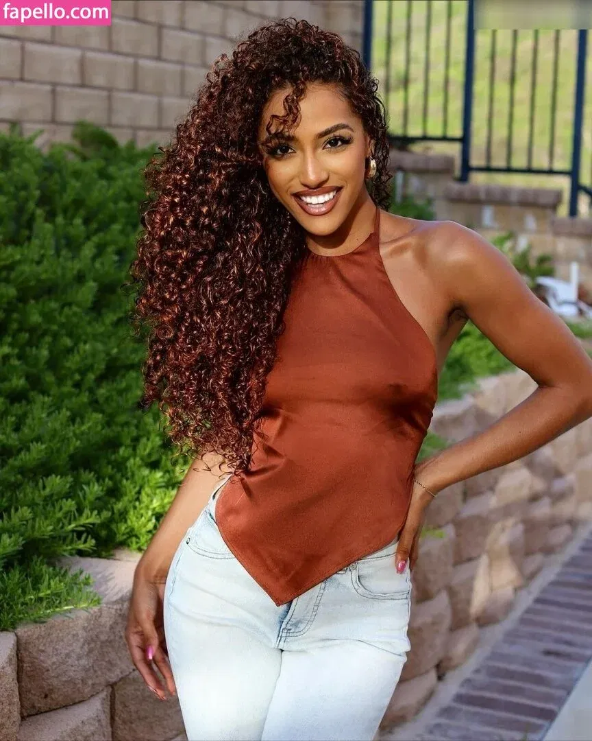 Official Janina Onlyfans Photo Gallery 