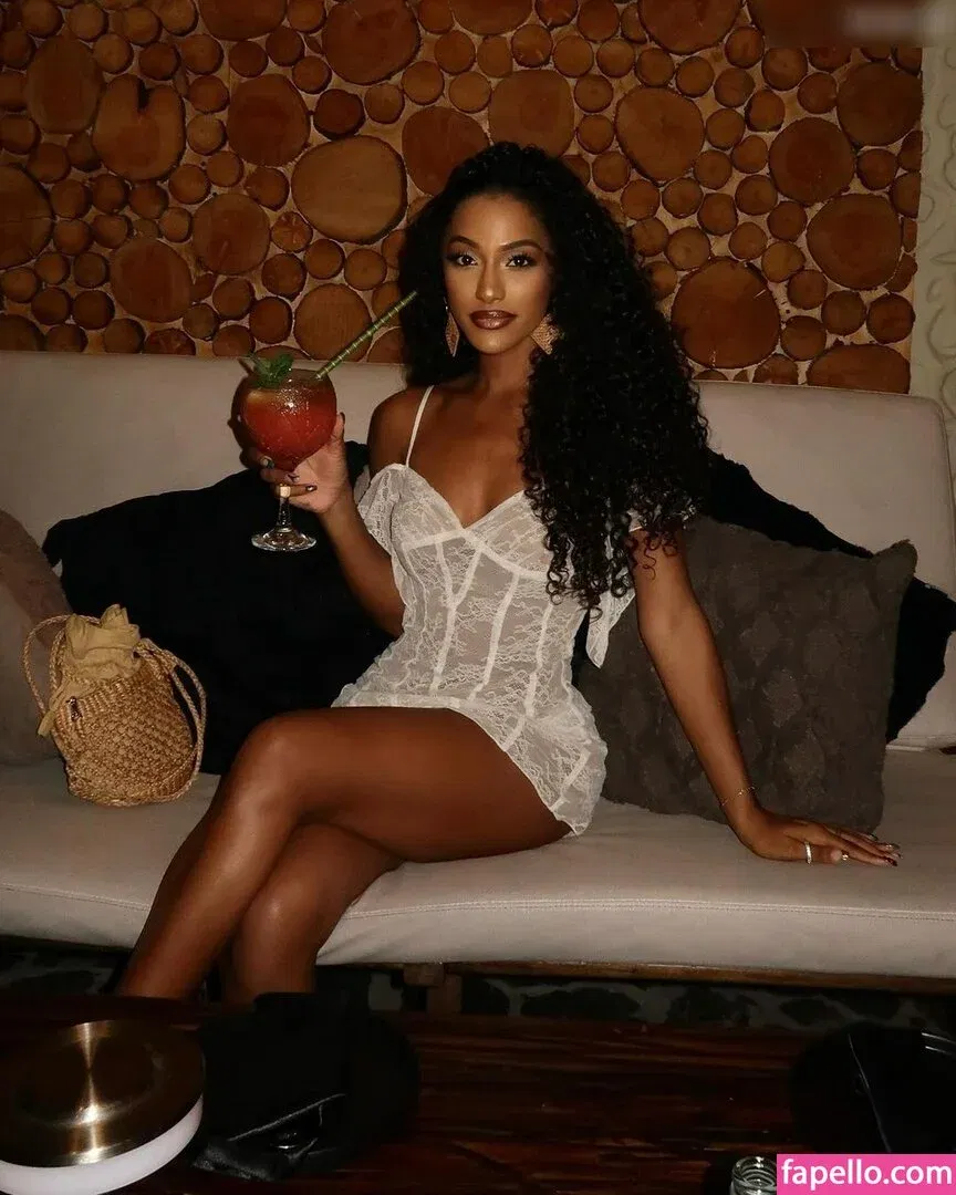 Official Janina Onlyfans Photo Gallery 