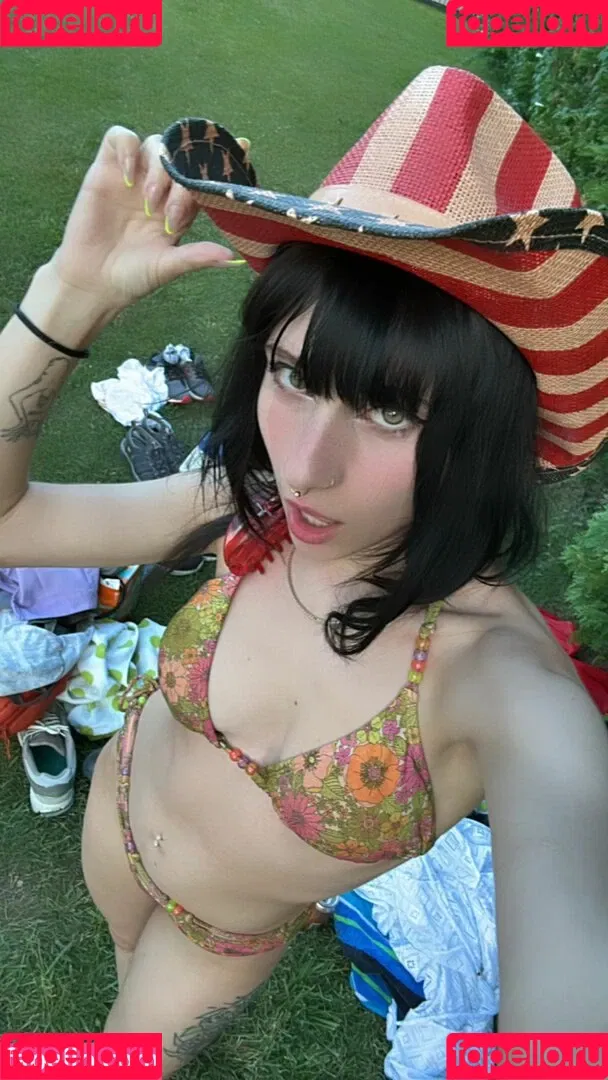 _izzy_1014_cosplay_ Onlyfans Photo Gallery 