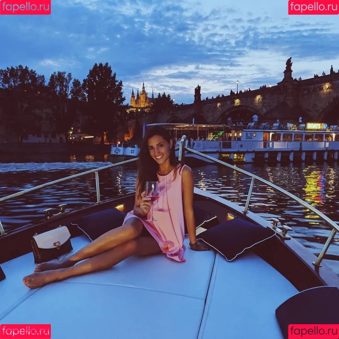 Nadine Menz Onlyfans Photo Gallery 