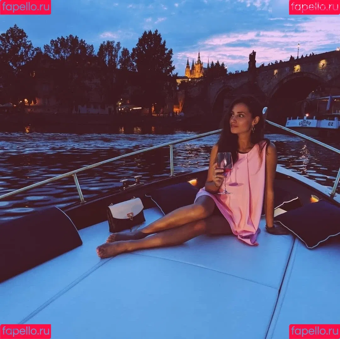 Nadine Menz Onlyfans Photo Gallery 