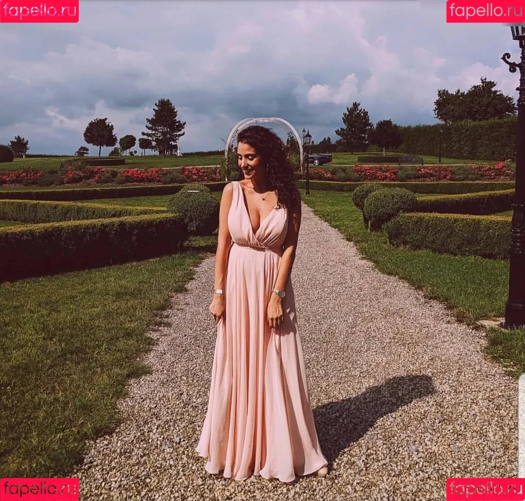 Nadine Menz Onlyfans Photo Gallery 
