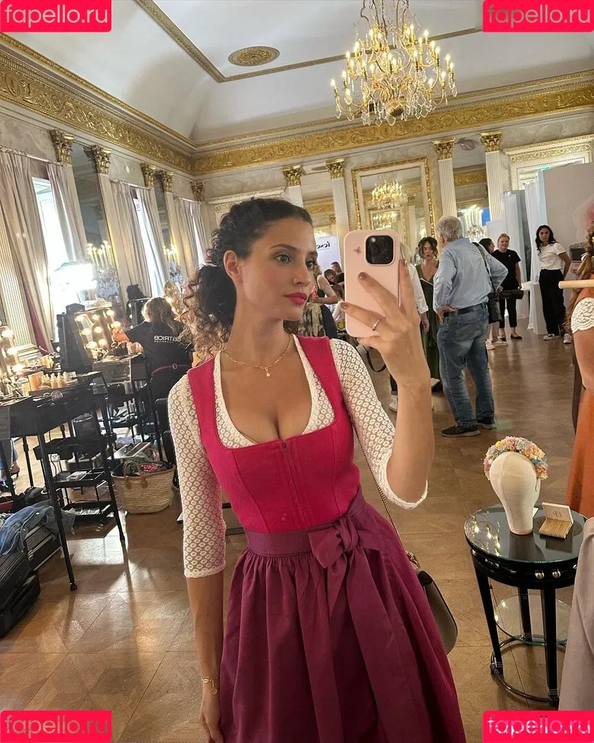 Nadine Menz Onlyfans Photo Gallery 