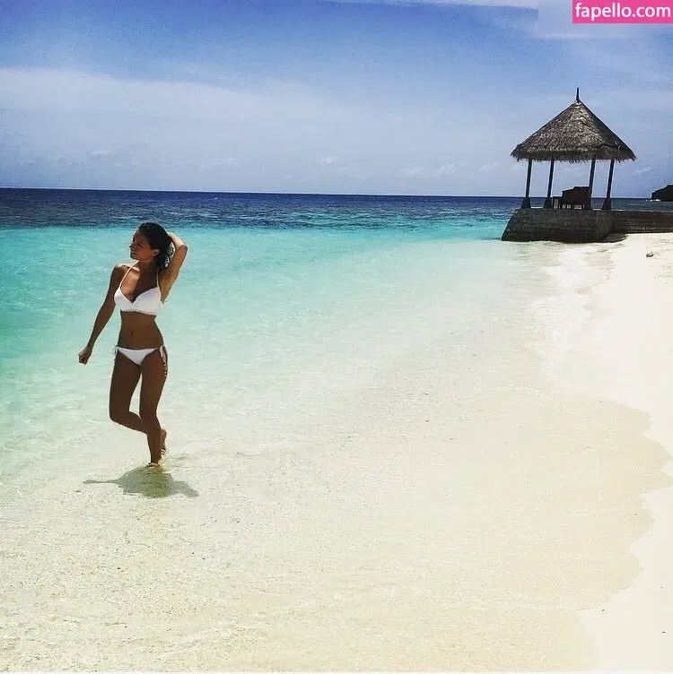 Nadine Menz Onlyfans Photo Gallery 